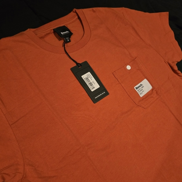 Bench Men's 2 Piece Bundle Short Sleeve Shirts NWT Orange & White Size Medium - Picture 3 of 13
